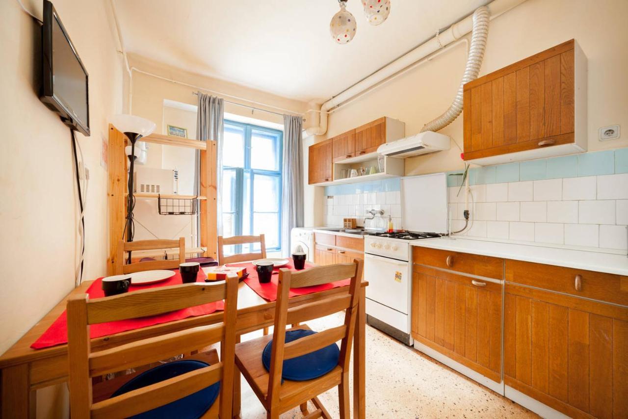 Heroes Square & City Park Thermals Apartment Budapest Exterior photo